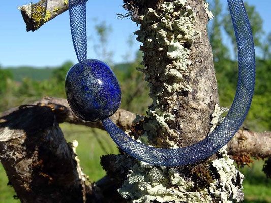 Collier boule terre cuite émaillé lapis lazuli