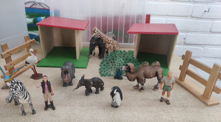 EI45 Dierentuin Schleich