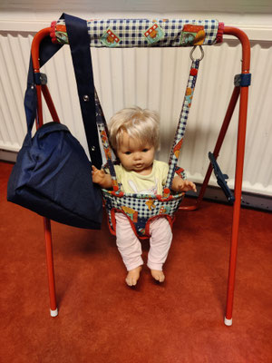 EI169 Poppenschommel