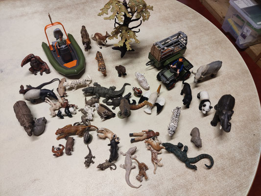 EI230 Azië/ Australie dieren Schleich/Papo