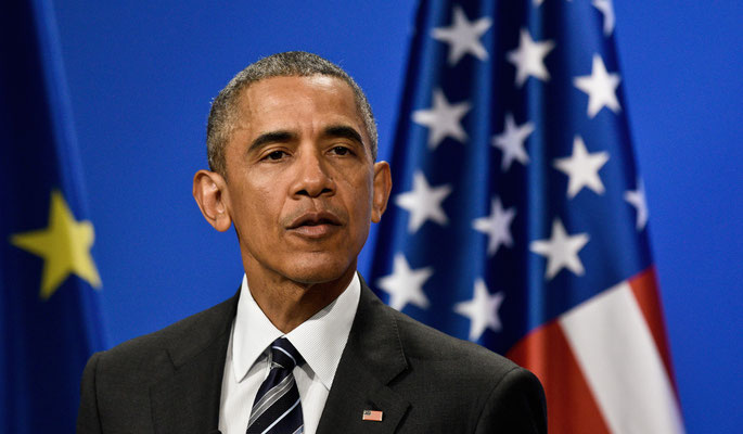 US-amerikanischer Politiker Barack Obama spricht bei einen Pressekonferenz 