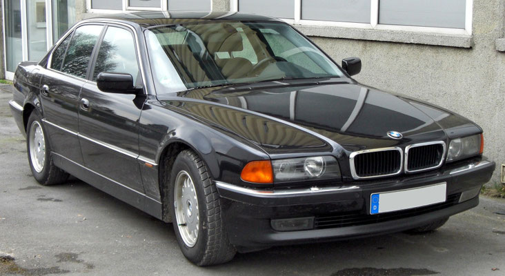 BMW 7er (E38)