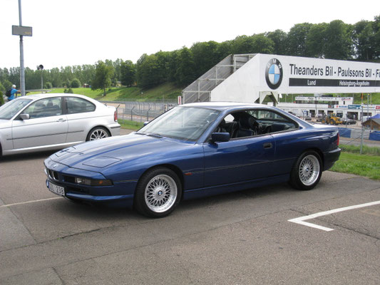 BMW 850i (E31)