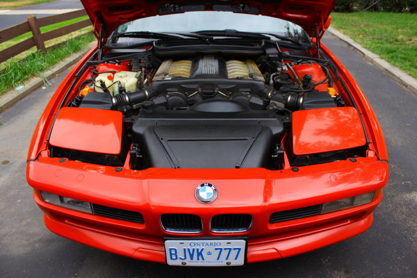 BMW 850i (E31)