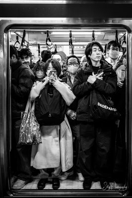 Japan, Tokyo, Street, Fujifilm X100VI, 2026, © Silly Photography