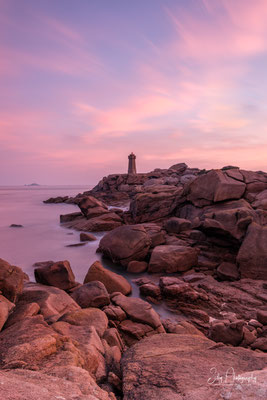 Frankreich, Bretagne, Phare de Ploumanac´h, Leuchtturm, Langzeitbelichtung, 2023, ©Silly Photography