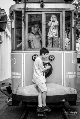 Istanbul, Street, Fujifilm X100VI, 2024, © Silly Photography