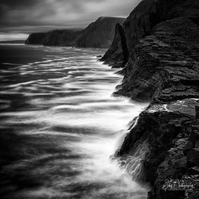 Färöer / Faroe Island, Trælanipa, Bøsdalafossur, Langzeitbelichtung, 2017, © Silly Photography