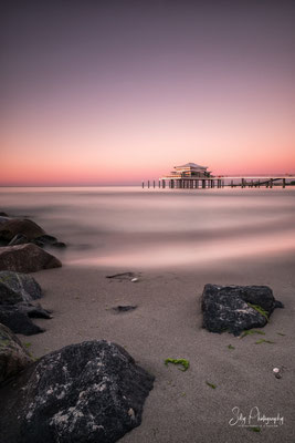 Timmendorfer Strand, Ostsee, Seebrücke, Teehaus, "Wolkenlos", Langzeitbelichtung, 2017, © Silly Photography