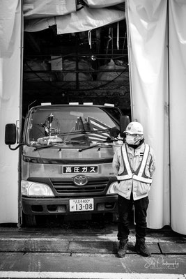 Japan, Tokyo, Street, Fujifilm X100VI, 2026, © Silly Photography