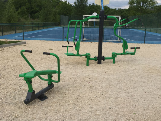 Buiten-fitness bij de receptie