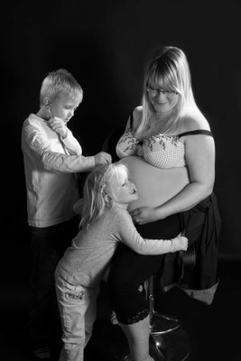 besondere Babybauchbilder Pfalzgrafenweiler