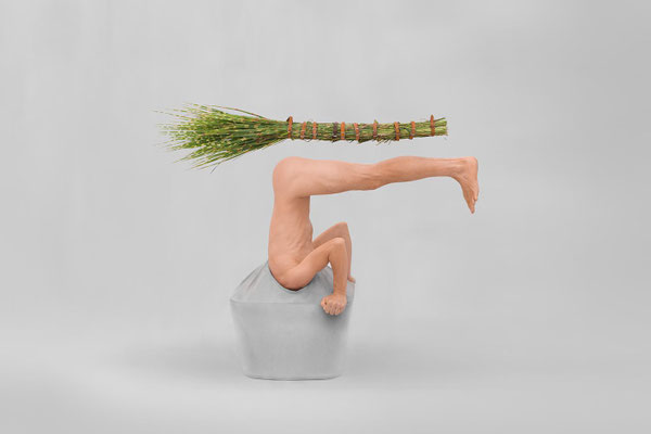 Der Besen -  Fotoarbeit "Lektionen in Demut 2025" - Wolfgang Wallner, Hall i. Tirol