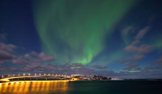 Aurora Borealis über der Brücke von Sommaroy