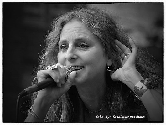 Kozmic Blue / Maggie Mackenthun