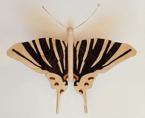Papillon - modèle Flambé - marqueterie - Atelier Eclats de Bois - 38 isère
