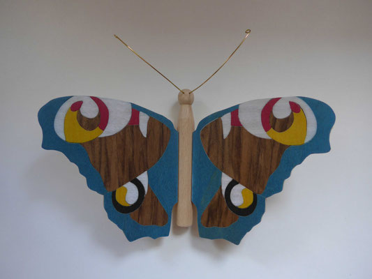 Papillon - modèle Paon du jour - marqueterie