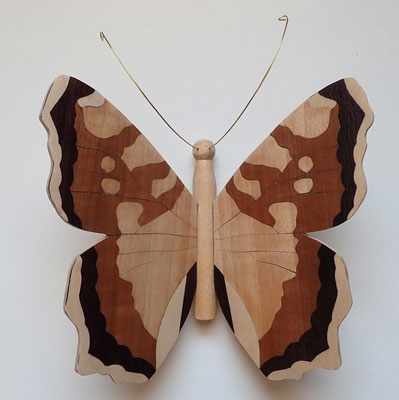Papillon - modèlePetite tortue - marqueterie - Atelier Eclats de Bois - 38 isère