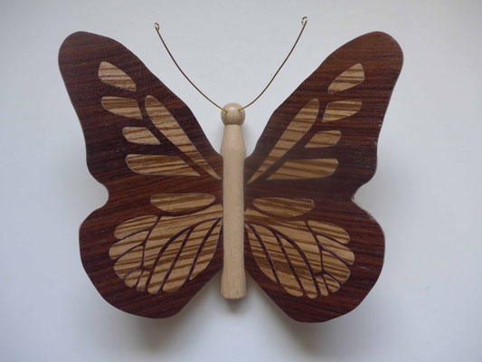 Papillon - modèle Monarque - marqueterie