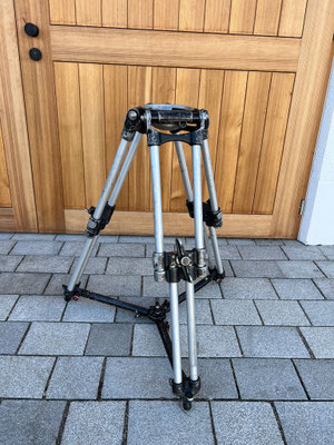 Puhlmann Cine - Ronford Baker Heavy Duty Tripod Set