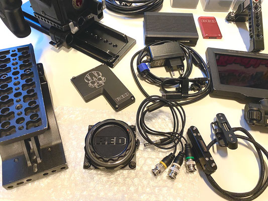 Puhlmann Cine - RED Monstro 8K VV Digital Camera Set