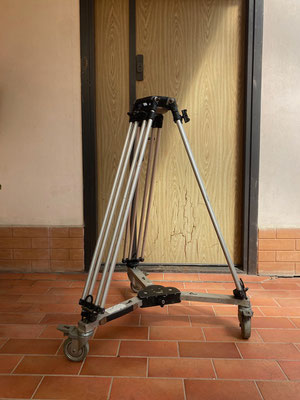 puhlmann.tv - Ronford Baker Medium Duty Tall Tripod Set