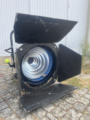 puhlmann.tv - ARRI M90 Lighting Set