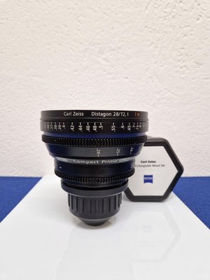 Puhlmann Cine - Zeiss Compact Prime CP.2 28mm Cine Lens