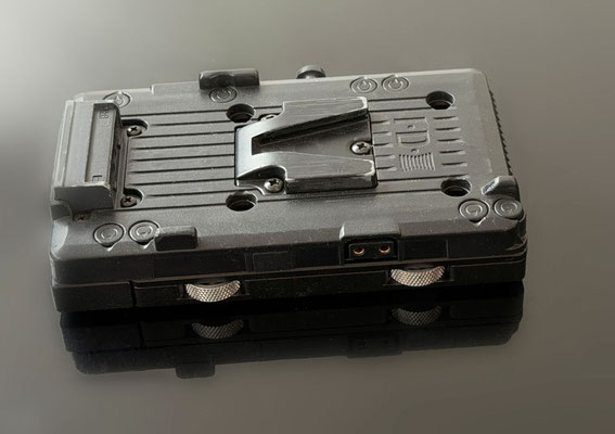Puhlmann Cine - PC.15.5754 - Wooden Camera V-Moun Plate for RED