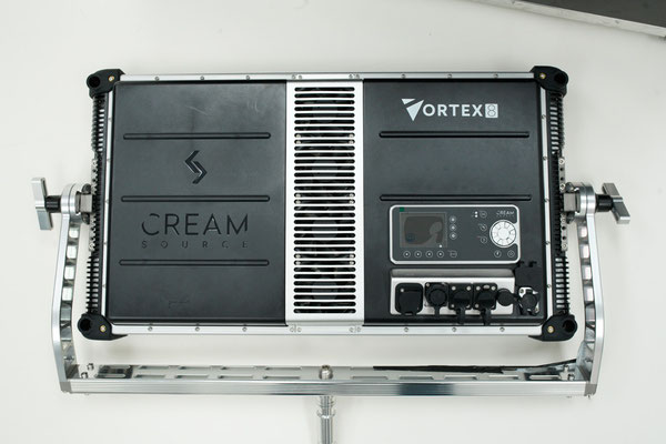 PC.15.5317 - Creamsource Vortex 8 Lighting Set