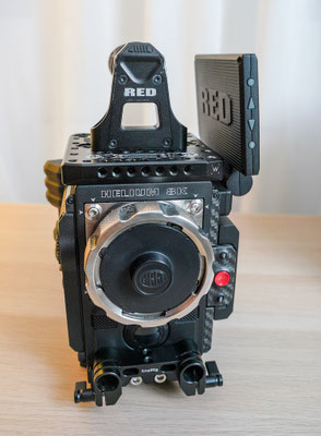 Puhlmann Cine - RED DSMC2 Weapon Helium 8K Digital Camera Set