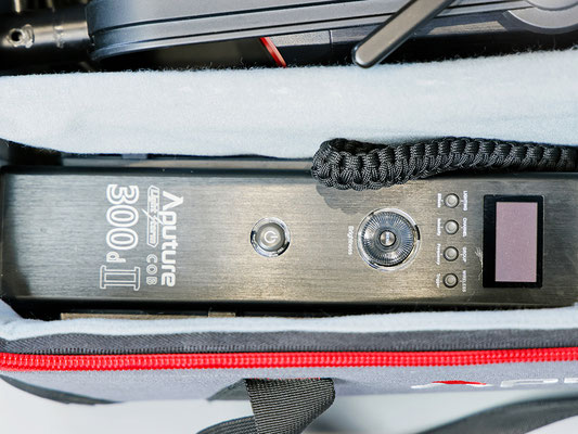 Puhlmann Cine - Aputure LS C300d MKII Lighting Set