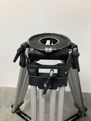 puhlmann.tv - Schulz Cine Tall Tripod with Mitchell Plate