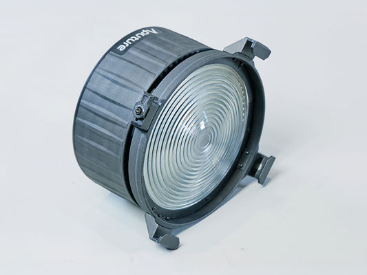 puhlmann.tv - Aputure F10 Fresnel