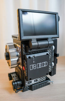 Puhlmann Cine - RED DSMC2 Weapon Helium 8K Digital Camera Set