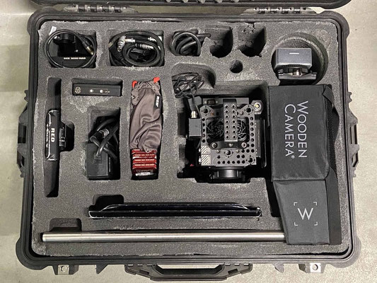 Puhlmann Cine - RED Epic-W Helium 8K S35 Digital Camera Set