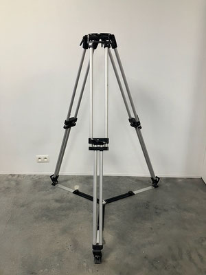 puhlmann.tv - Schulz Cine Tall Tripod with Mitchell Plate