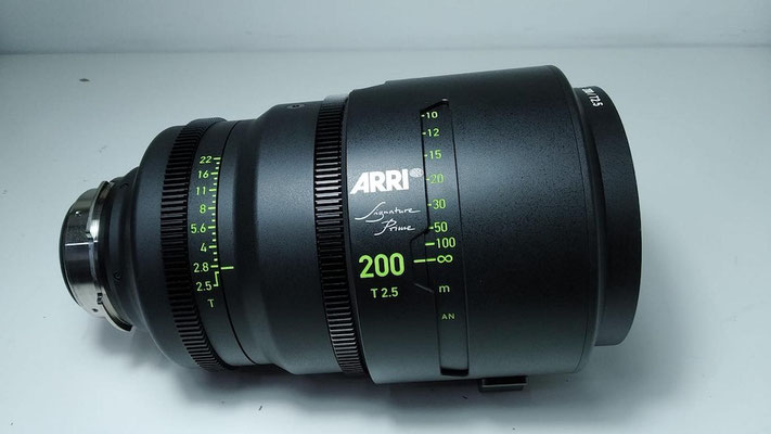 Puhlmann Cine - ARRI Signature Prime 200mm, T2.5 Full Frame Cine Lens