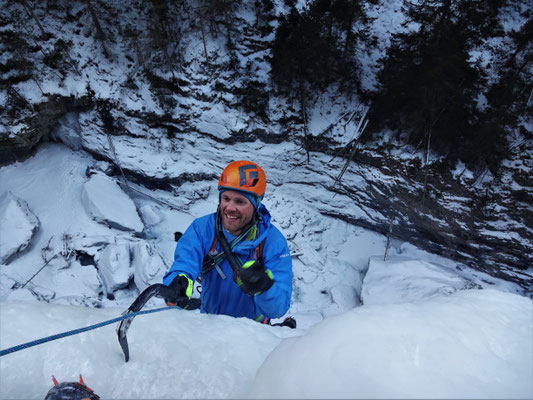 Sortie de L1 - Glacenost / Sarret-c't-un Jeu / Cascade de Glace / Haute-Maurienne