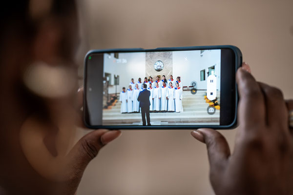Konzertfotografie, Eventfotografie, Chor, Pueri Cantores, Jugendchor, Handy