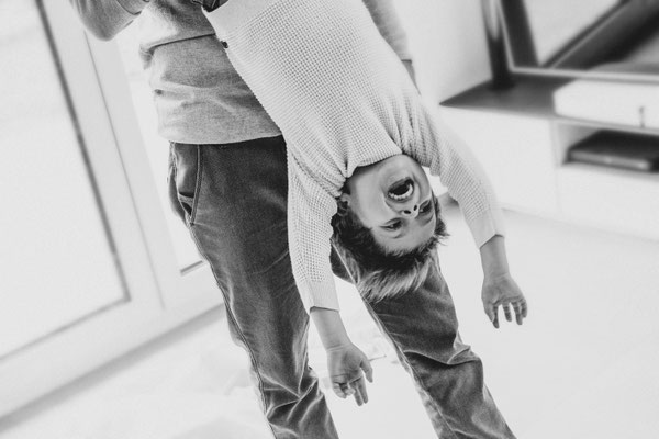 Familienshooting, Fotoshooting mit Kindern, Familienfotografin, Kinderfotos, natürliche Familienfotografie