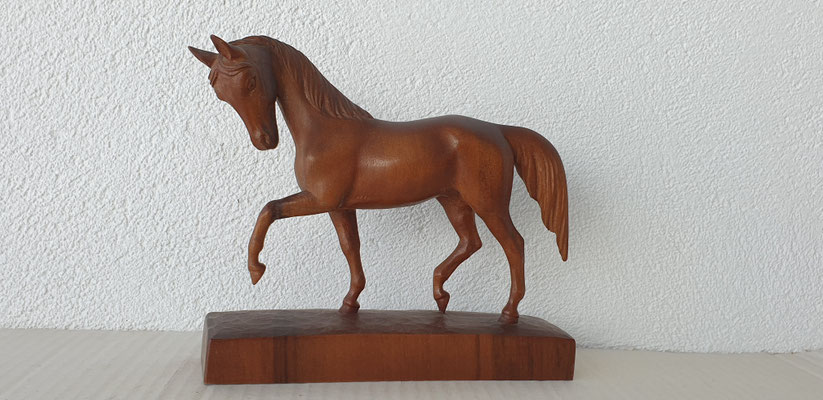 Pferd Schnitzerei