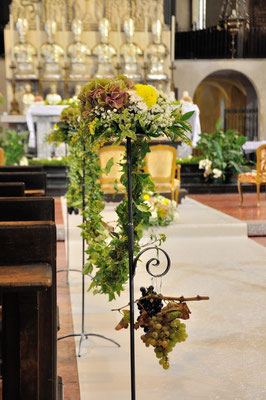 Allestimento matrimonio Basilica di Sant'Eustorgio Milano (by Patrizia Eventi)