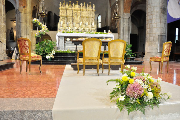 Allestimento matrimonio Basilica di Sant'Eustorgio Milano (by Patrizia Eventi)