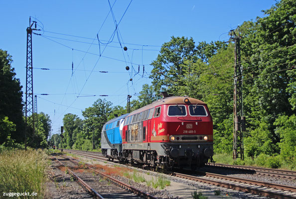218 469 und 218 308 im Einsatz für RP am 13. Juni 2021 in Kahl am Main.