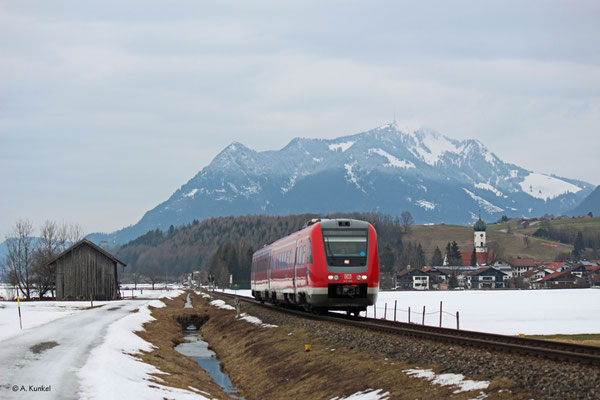 612 089 "Sonthofen" am 02. März 2019 als RE 3386 nach Oberstdorf in Altstädten.