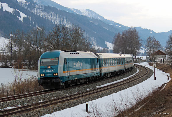 223 071 vor ALX 84111 Lindau - München am 02. März 2019 bei Trieblings.