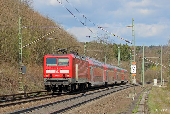 114 013 hat am 30. März 2017 den neuen Schlüchterner Tunnel auf ihrem Weg nach Frankfurt vor kurzem hinter sich gelassen.