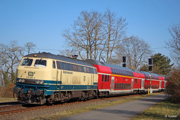 Mit RB 23313 ist 218 460 nun führend nach Miltenberg unterwegs und verlässt gerade Aschaffenburg.