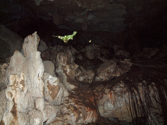 Cueva de Ramoncito: galleria discendente